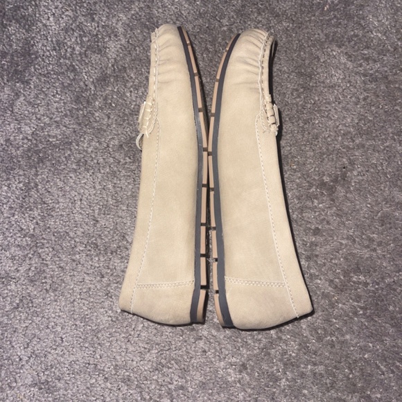 Comfort by Alexis Bendel wide width flat slip on shoes - Picture 5 of 7